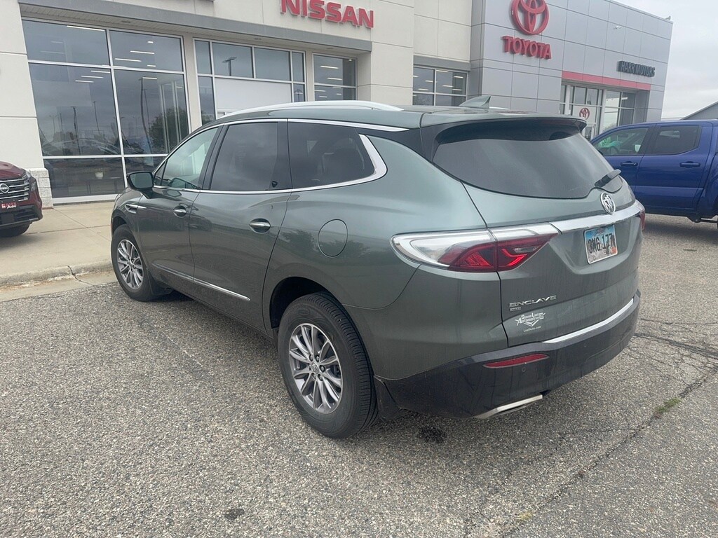 Used 2023 Buick Enclave Essence