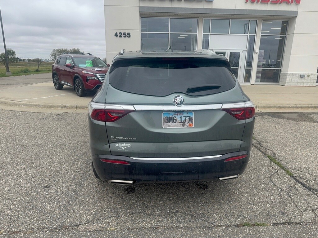 Used 2023 Buick Enclave Essence