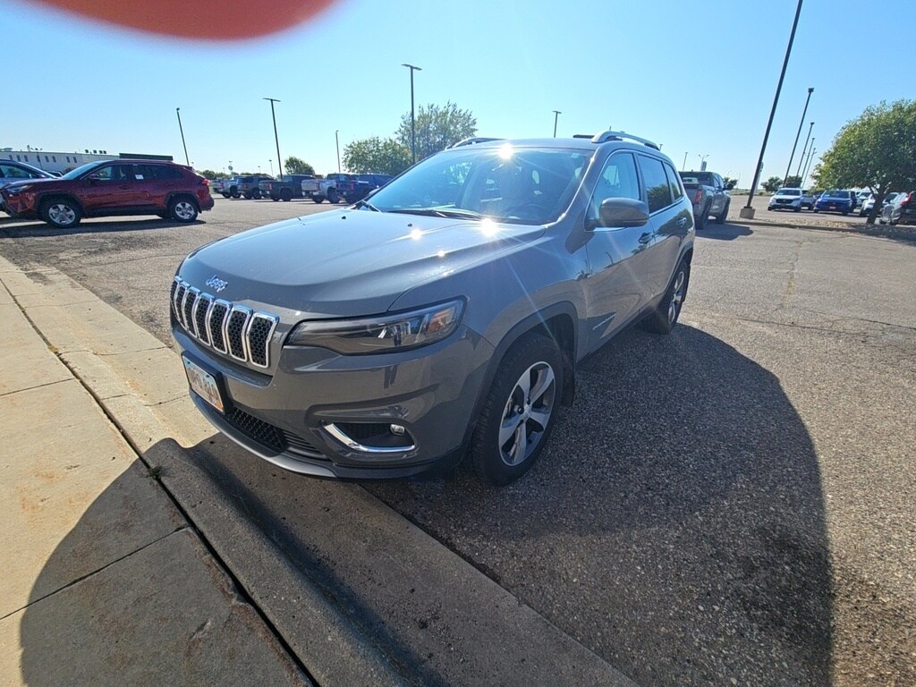 2019 Jeep Cherokee Limited photo 2