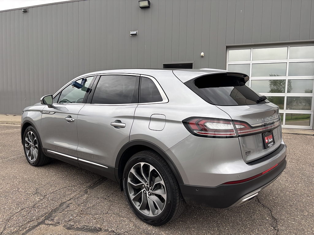 2022 Lincoln Nautilus Reserve FWD's photo