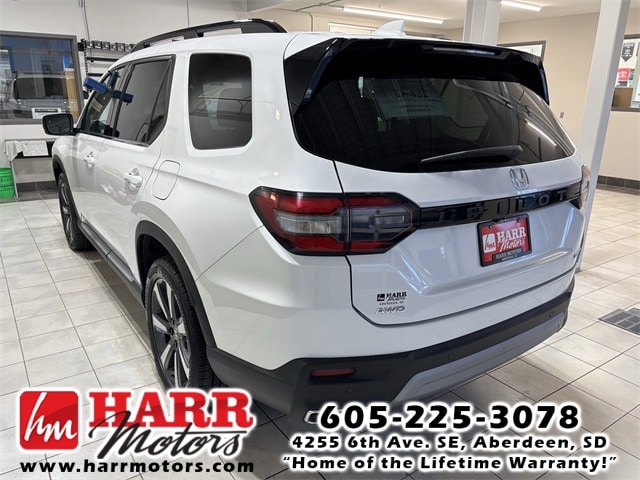 Used 2023 Honda Pilot Touring with VIN 5FNYG1H72PB010403 for sale in Aberdeen, SD
