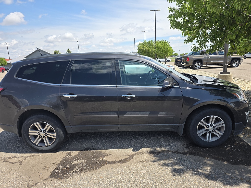 Used 2017 Chevrolet Traverse LT Sport Utility