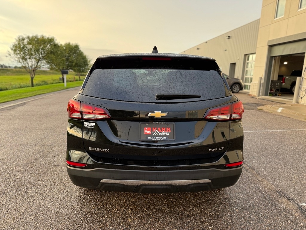 2023 Chevrolet Equinox LT photo 4