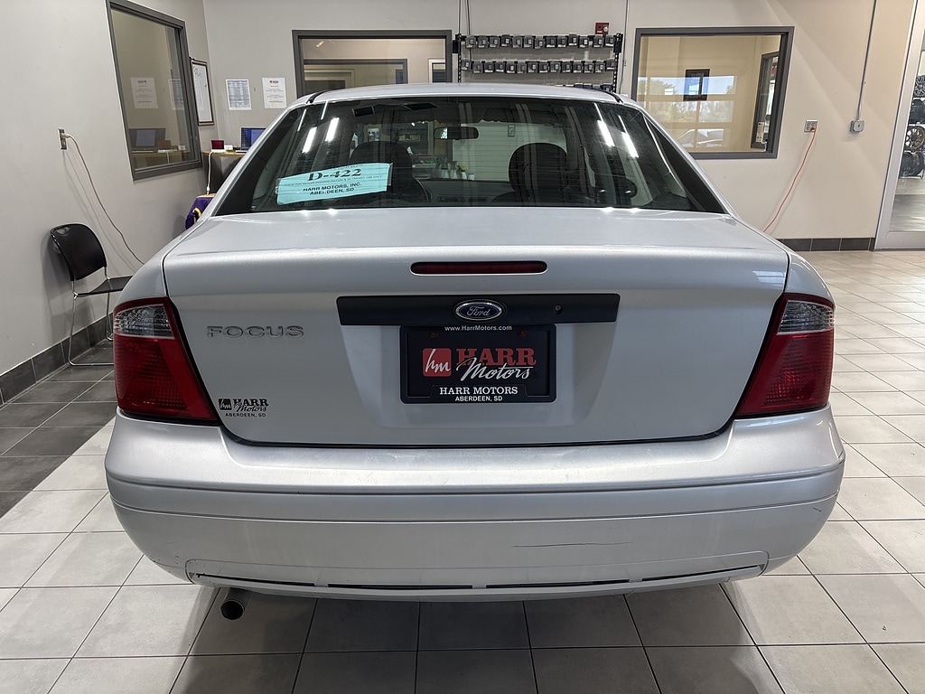 Used 2007 Ford Focus ZX4 S Car