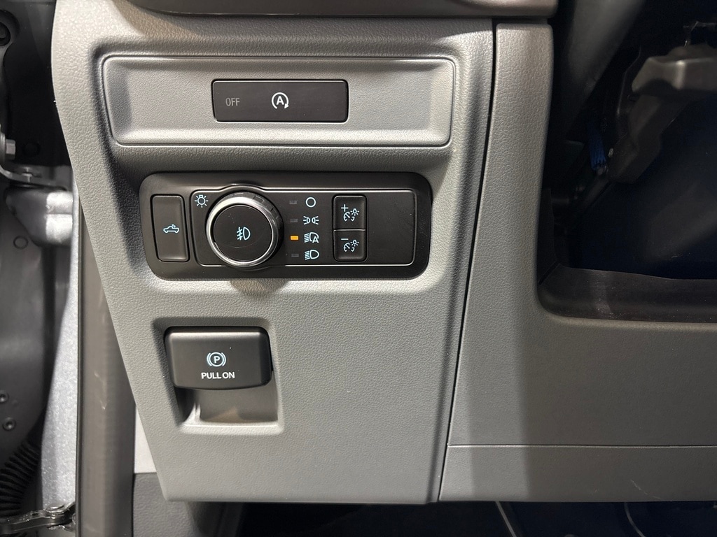2025 Ford F-150 XLT - Photo 17