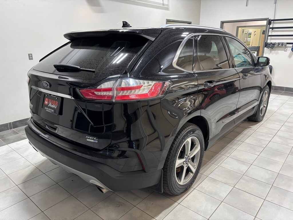 2020 Ford Edge SEL photo 3