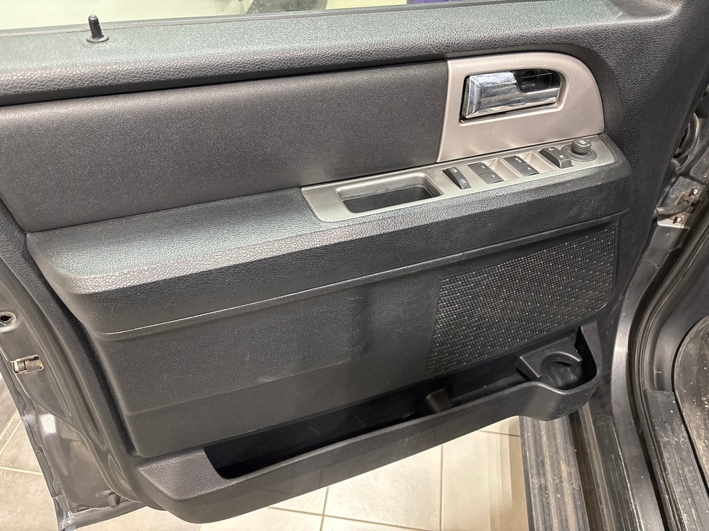 2017 Ford Expedition XLT - Photo 8