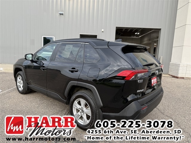 Used 2021 Toyota RAV4 XLE with VIN 2T3P1RFV8MC216202 for sale in Aberdeen, SD