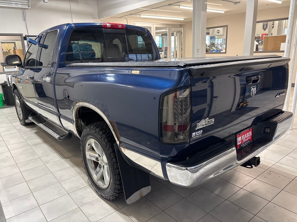 2008 Dodge Ram SLT photo 2