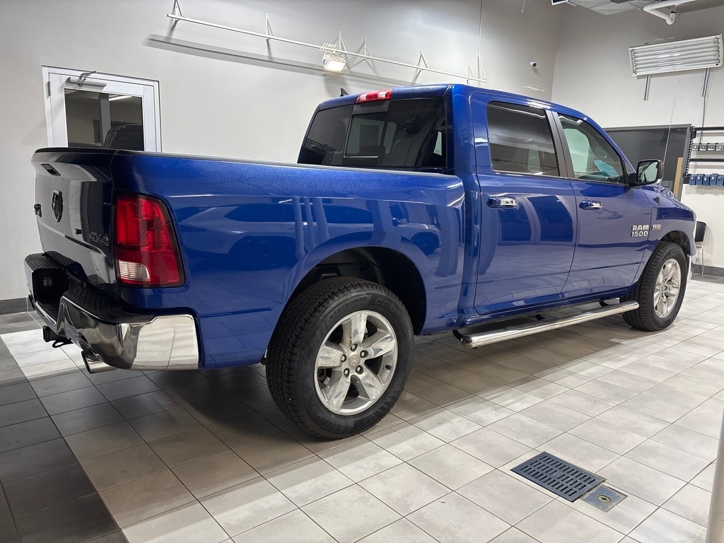 2015 Ram 1500 Big Horn photo 3