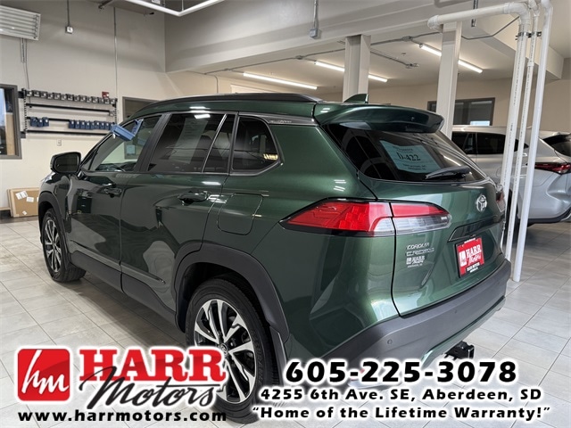 Used 2022 Toyota Corolla Cross XLE with VIN 7MUDAABG3NV006867 for sale in Aberdeen, SD