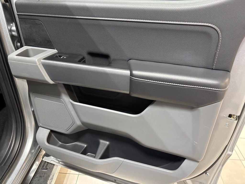 2025 Ford F-150 XLT - Photo 20