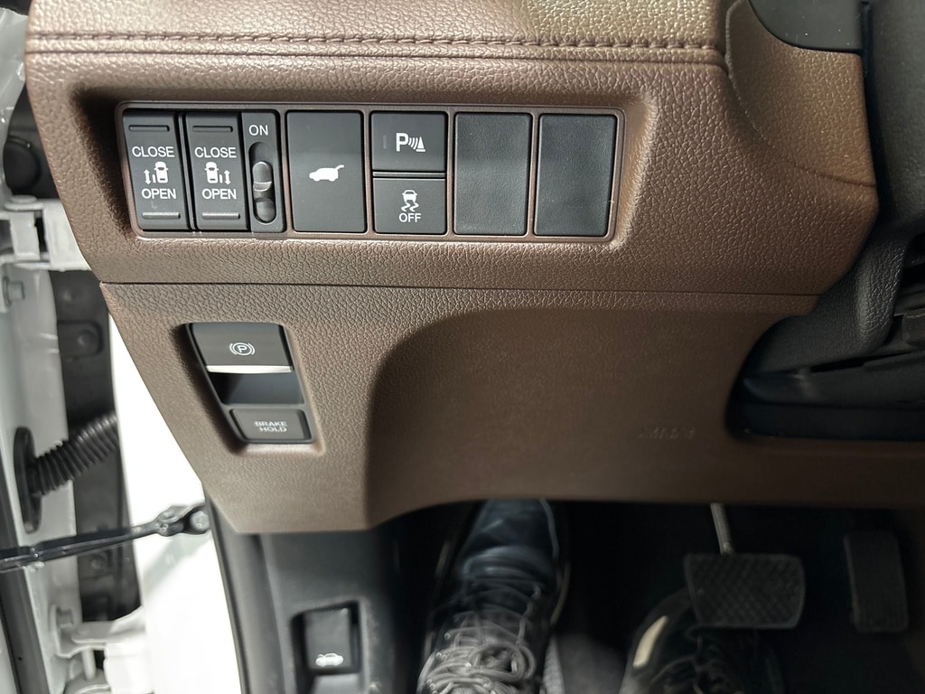 2026 Honda Odyssey Elite - Photo 18