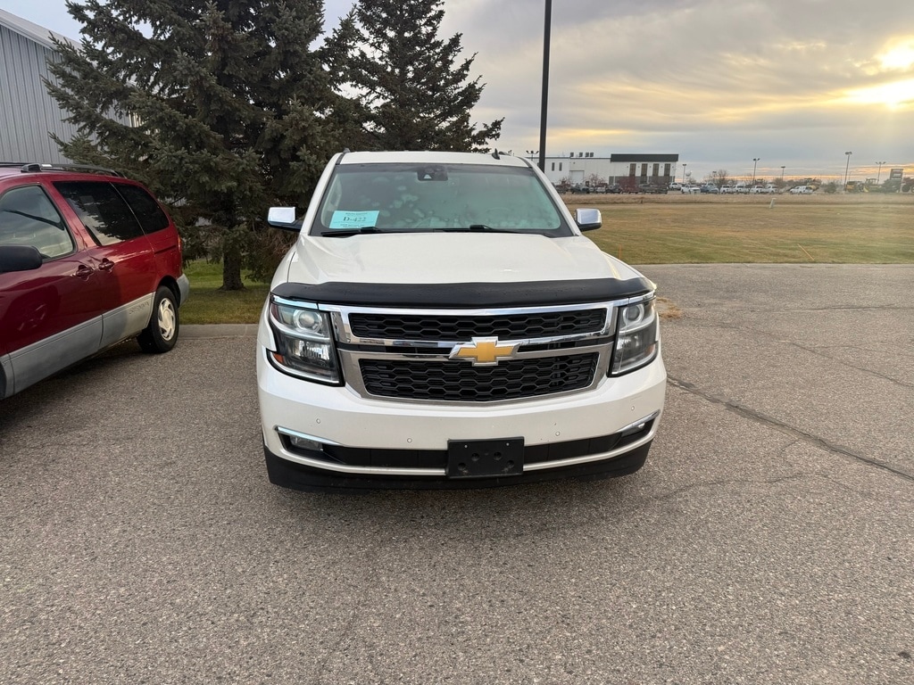 2015 Chevrolet Tahoe LTZ photo 2