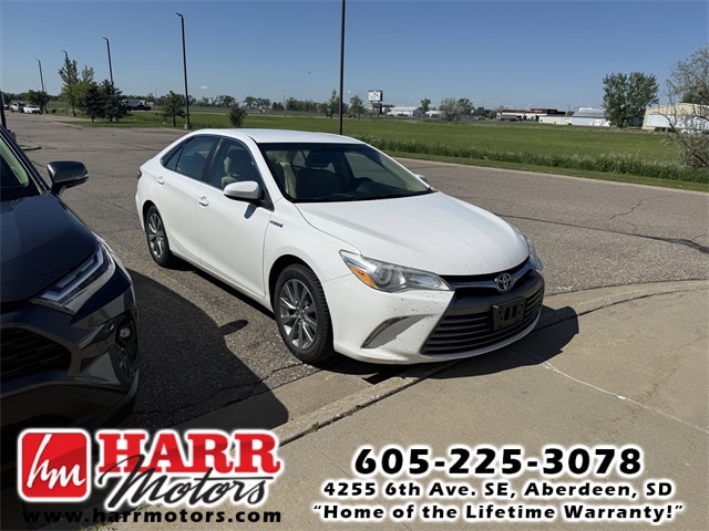 Used 2015 Toyota Camry XLE Hybrid with VIN 4T1BD1FK3FU158826 for sale in Aberdeen, SD
