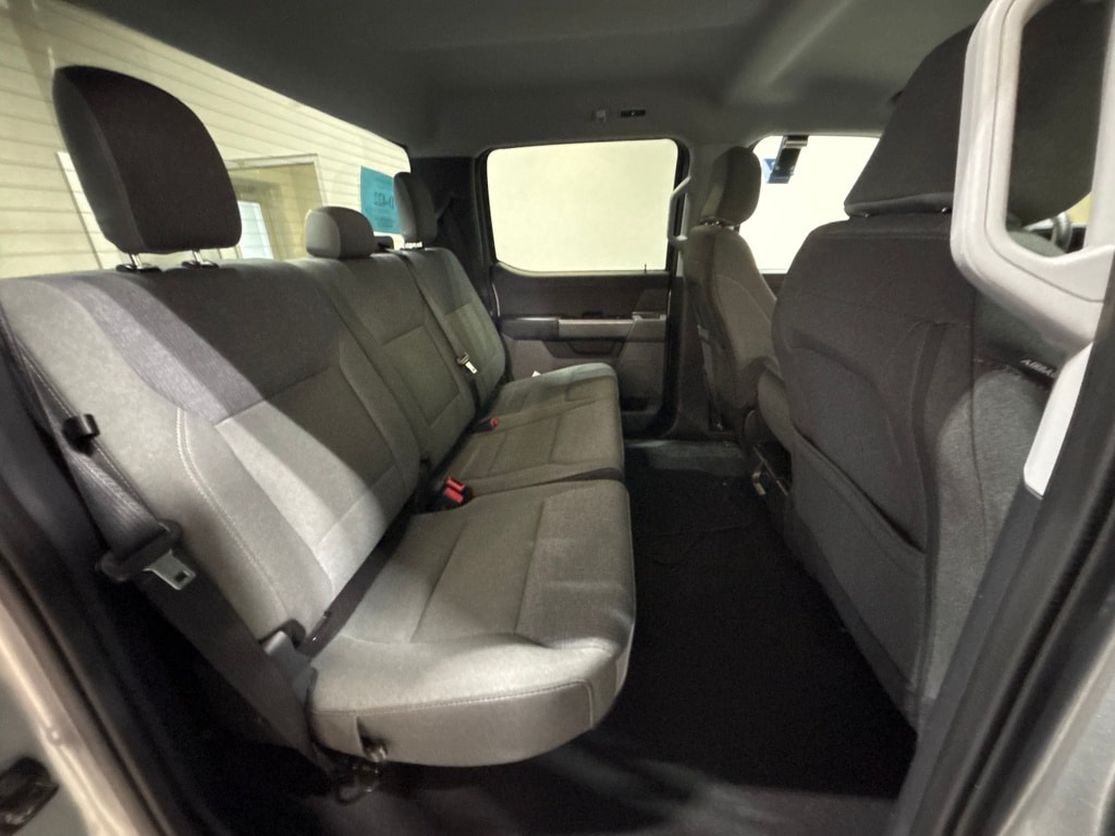 2025 Ford F-150 XLT - Photo 21
