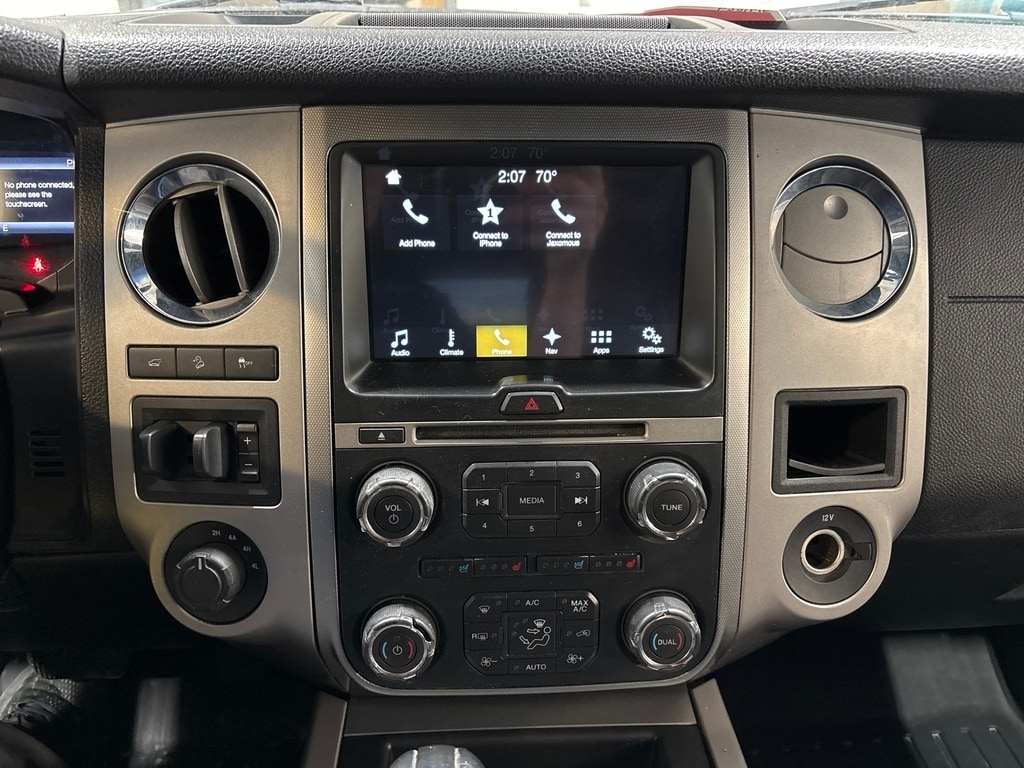 2017 Ford Expedition XLT - Photo 10