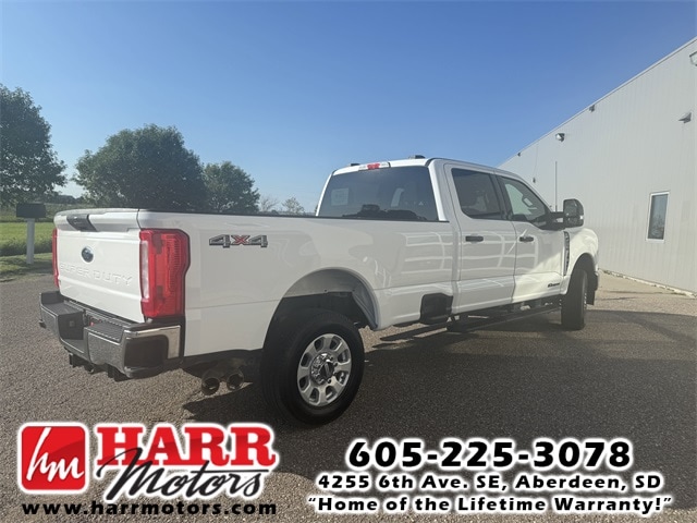 2024 Ford F-250 XLT photo 4