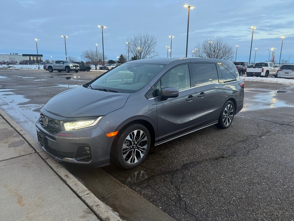 2025 Honda Odyssey Elite's photo
