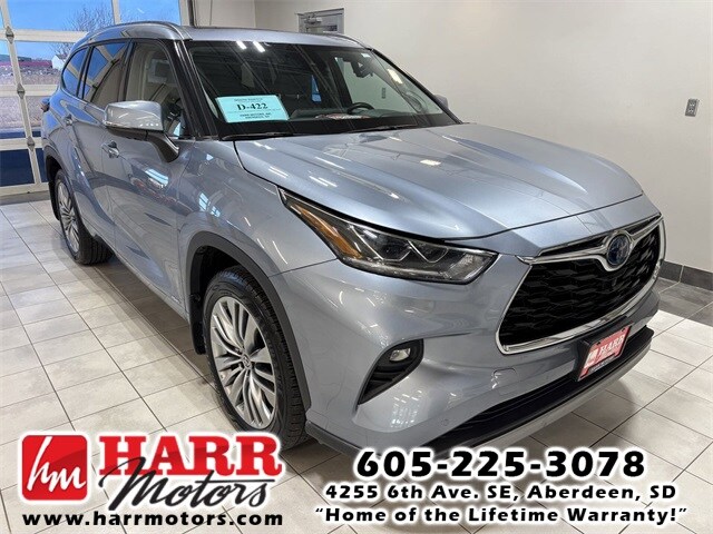 Used 2021 Toyota Highlander Platinum with VIN 5TDEBRCH1MS016832 for sale in Aberdeen, SD