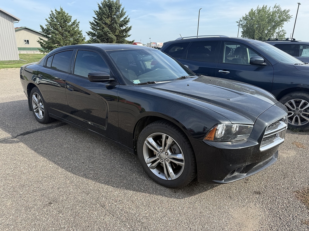 Used 2014 Dodge Charger SXT Car