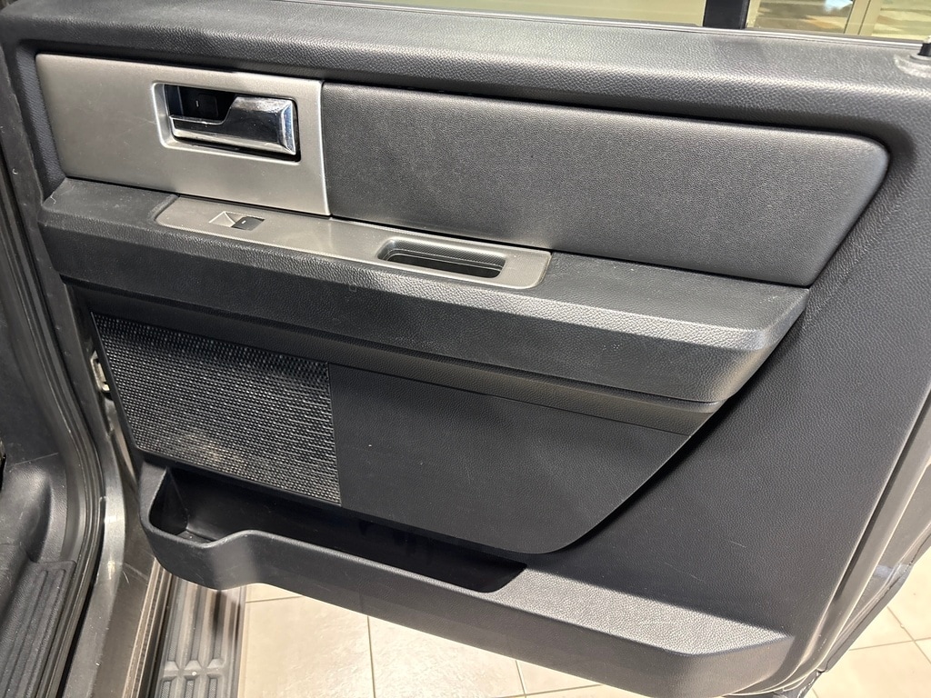 2017 Ford Expedition XLT - Photo 20