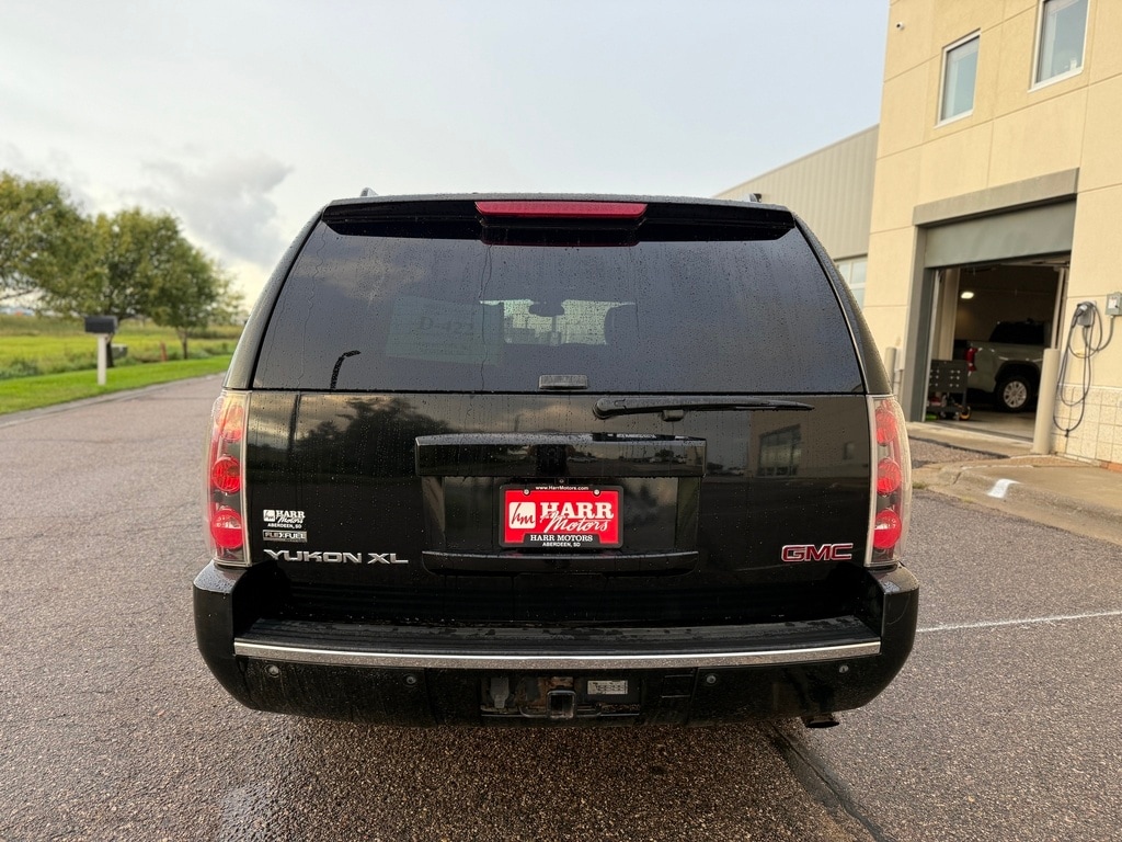 2009 Gmc Yukon XL 1500 Denali photo 3