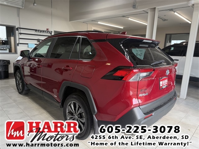Used 2022 Toyota RAV4 XLE Premium with VIN 4T3B6RFV4NU099522 for sale in Aberdeen, SD