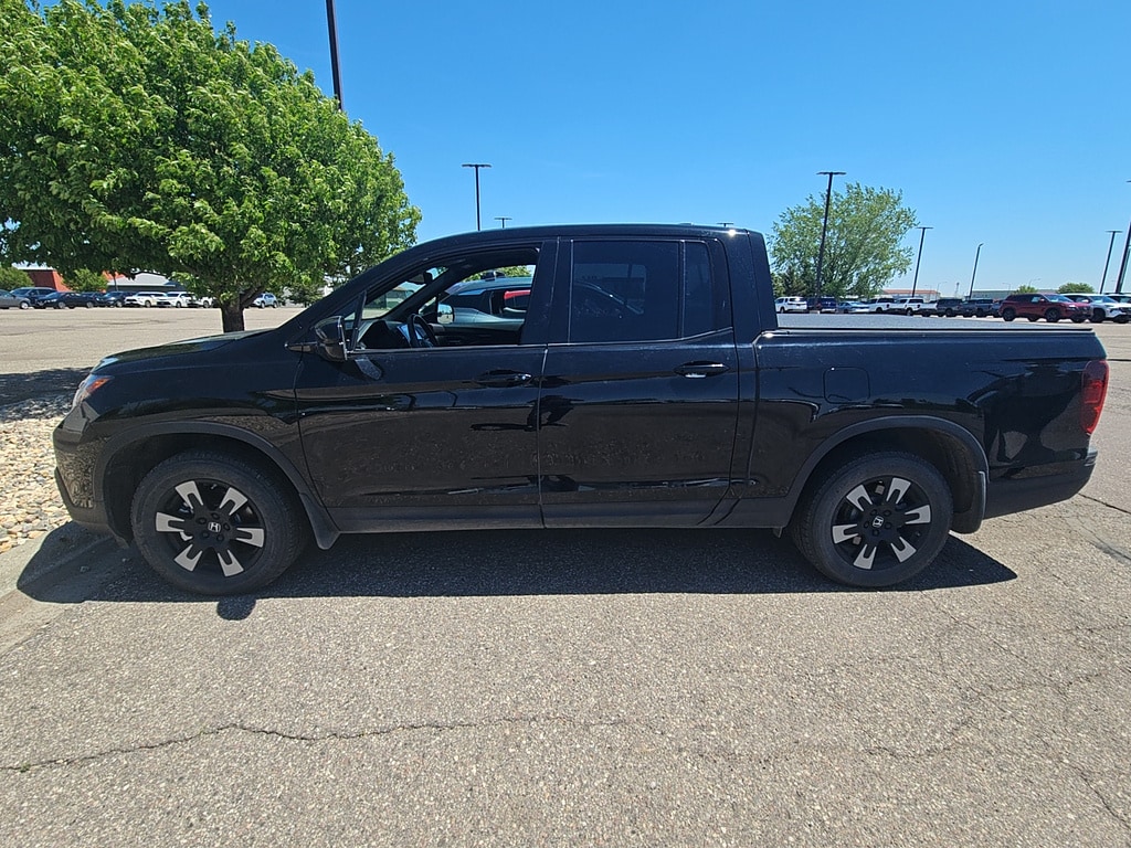 2020 Honda Ridgeline Black Edition's photo