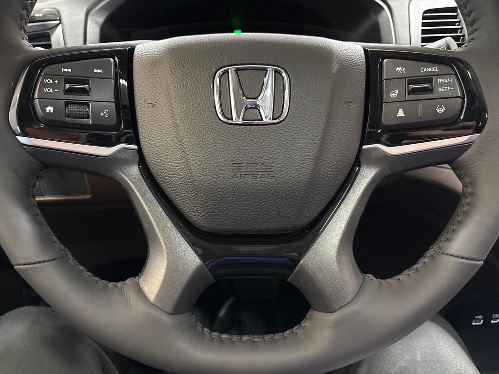 2026 Honda Odyssey Elite - Photo 17