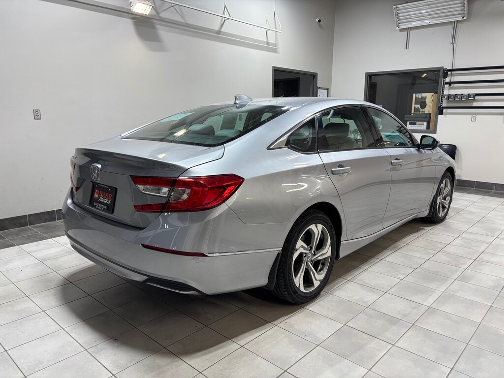 2018 Honda Accord EX photo 4