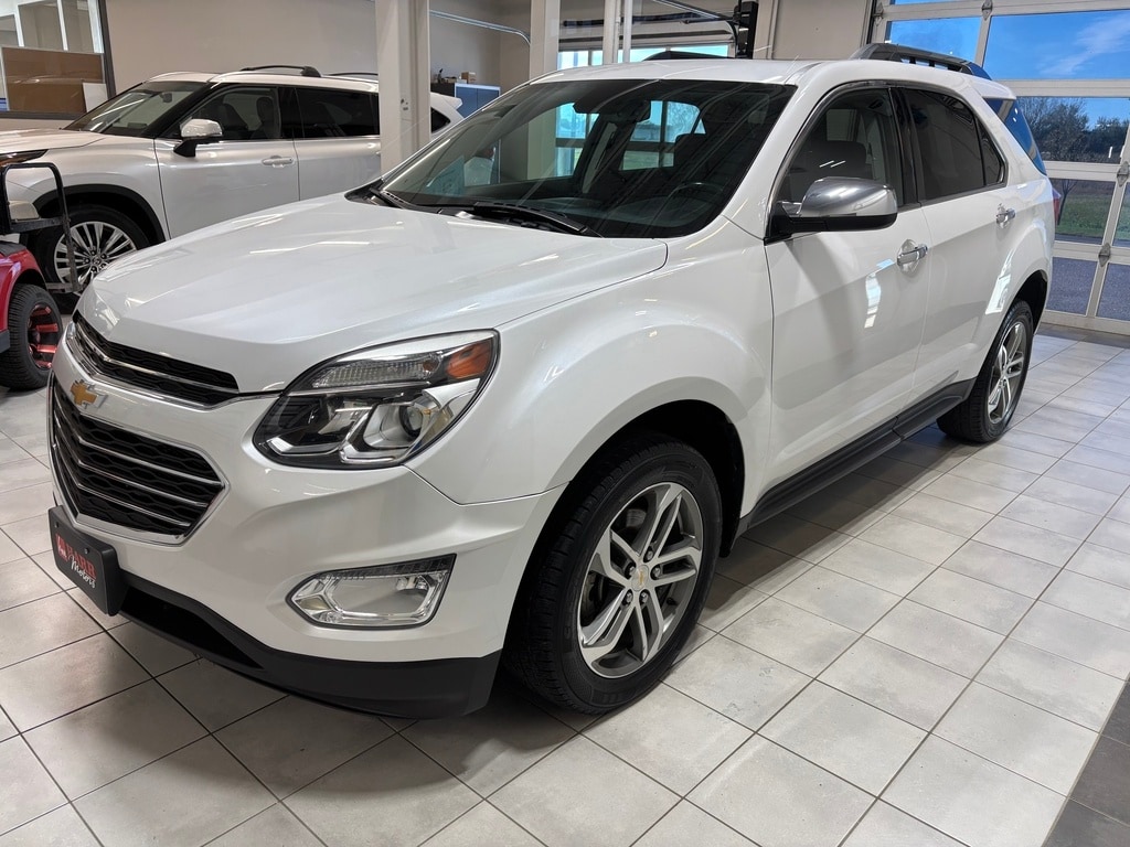 2016 Chevrolet Equinox LTZ photo 2