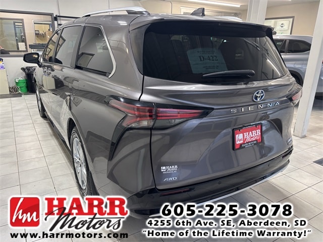 Used 2022 Toyota Sienna Limited with VIN 5TDZSKFC5NS064683 for sale in Aberdeen, SD