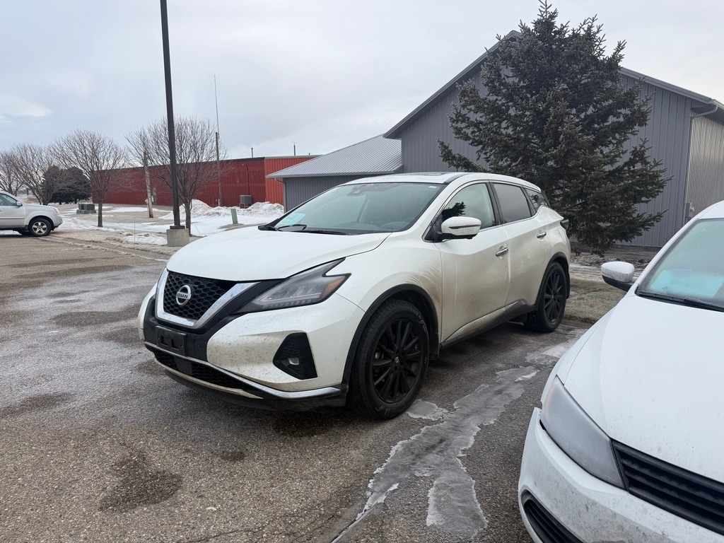 2021 Nissan Murano SL's photo
