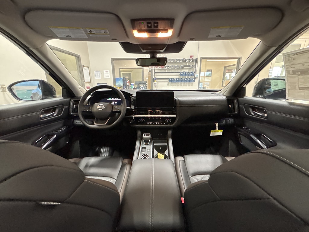 2026 Nissan Pathfinder Platinum - Photo 26