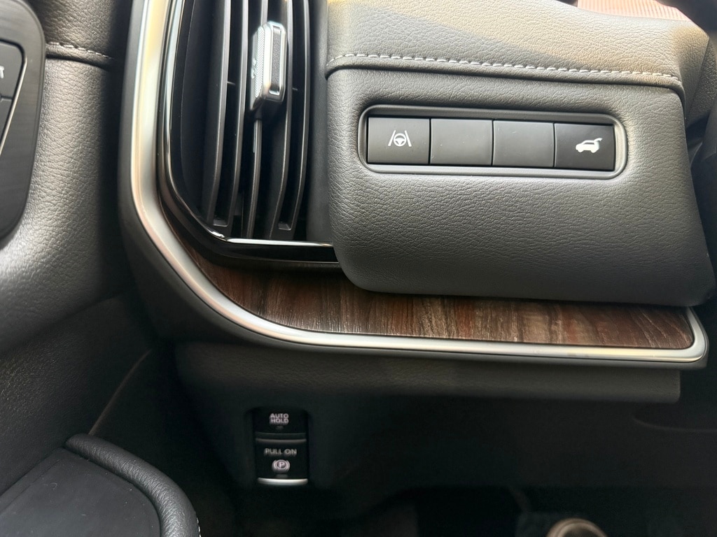2026 Nissan Armada SL - Photo 17