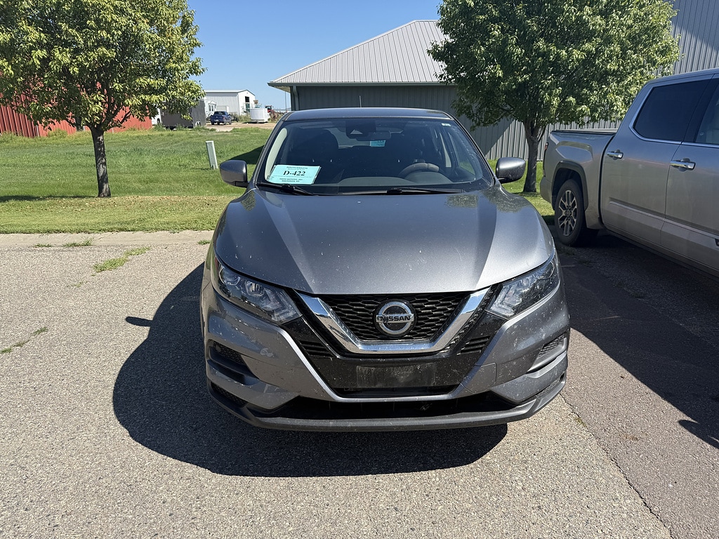 Used 2020 Nissan Rogue Sport S Car