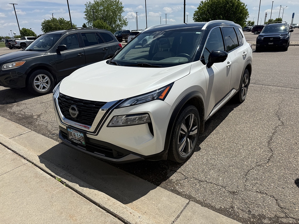 2023 Nissan Rogue SL AWD's photo