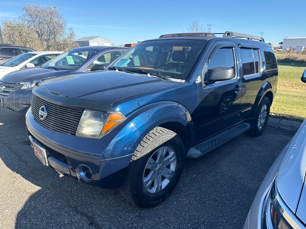 2006 Nissan Pathfinder LE