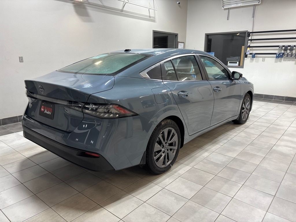 New 2026 Nissan Sentra SL Car