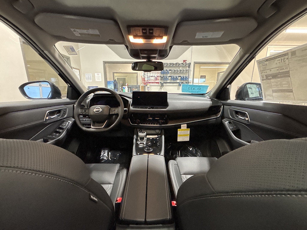 2026 Nissan Rogue Platinum - Photo 24