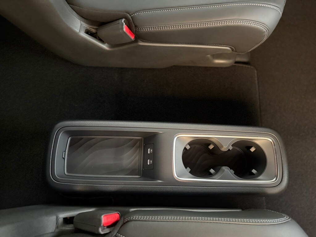 2026 Nissan Armada SL - Photo 25