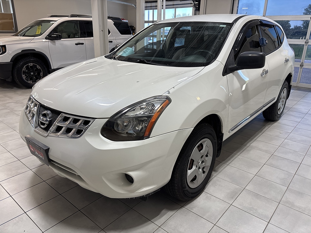 Used 2014 Nissan Rogue Select S Sport Utility