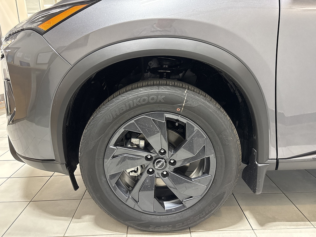 2026 Nissan Rogue SV - Photo 7