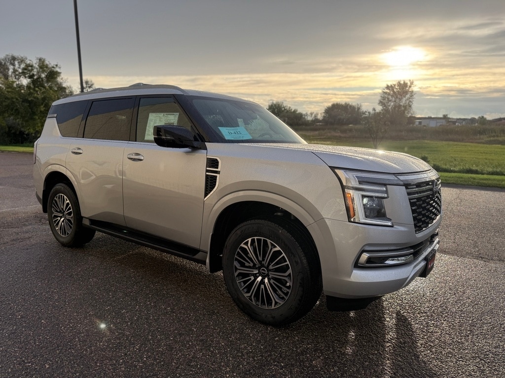 2026 Nissan Armada SL - Photo 5