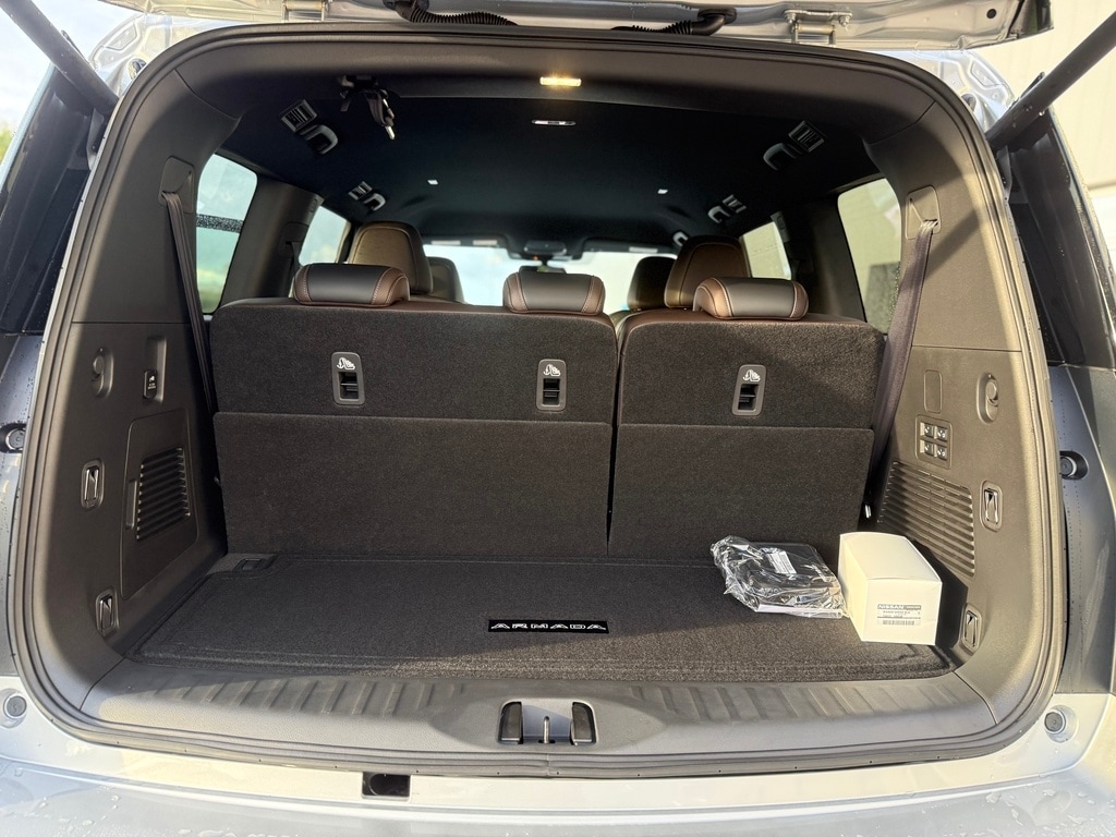 2026 Nissan Armada SL - Photo 30