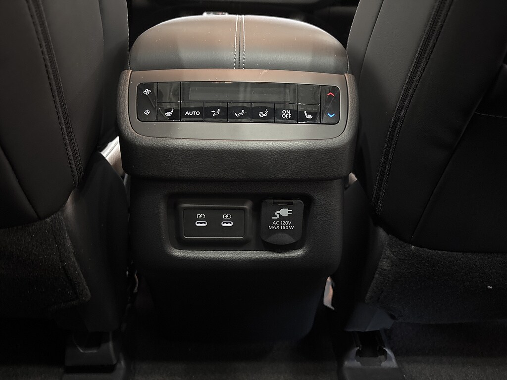 2026 Nissan Pathfinder Platinum - Photo 25