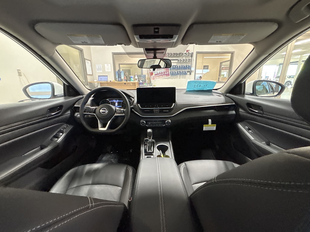 2026 Nissan Altima SV - Photo 24