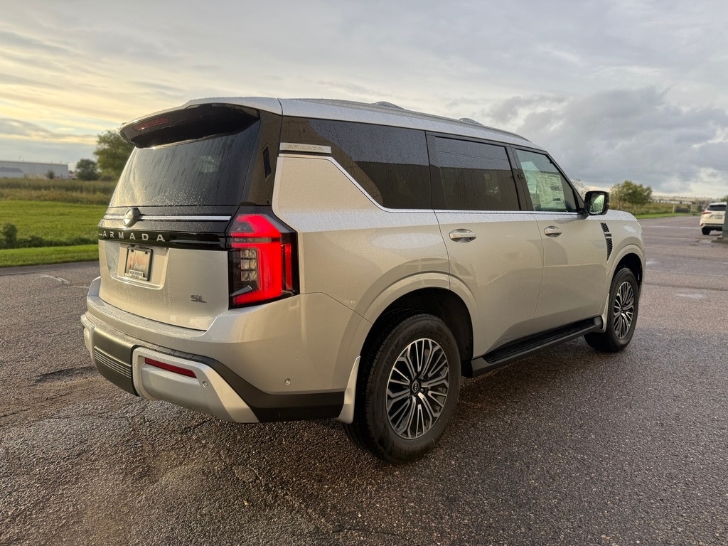2026 Nissan Armada SL - Photo 4