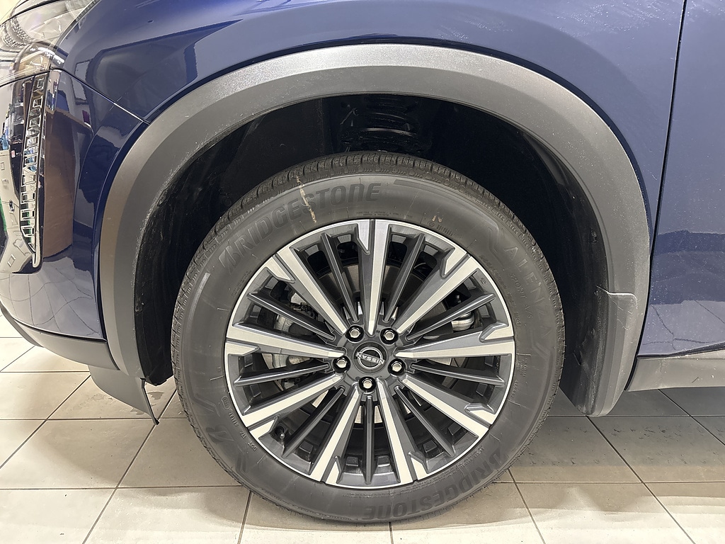 2026 Nissan Pathfinder Platinum - Photo 7
